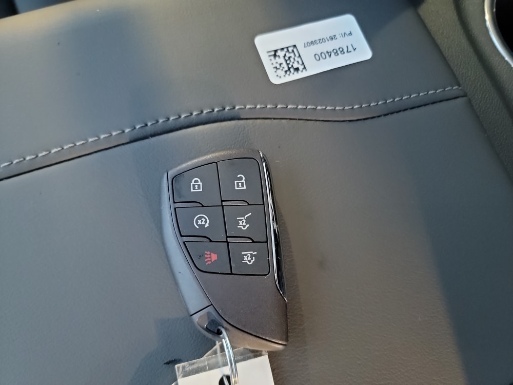 Thumbnail: 2026 Chevrolet Suburban - 16