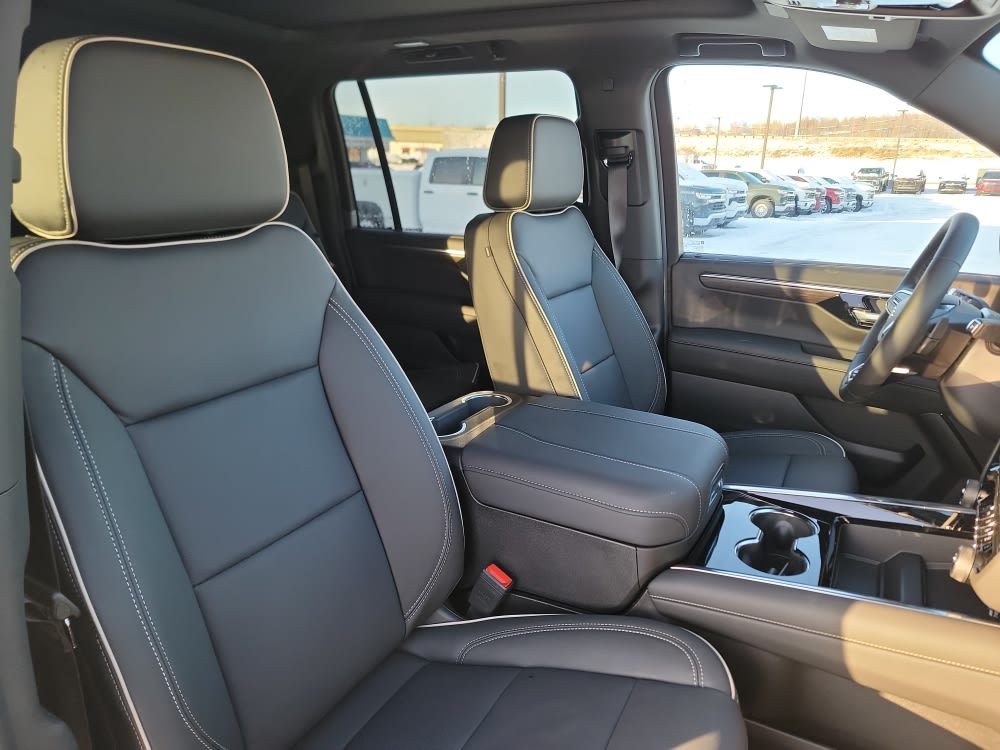 Thumbnail: 2026 Chevrolet Suburban - 10