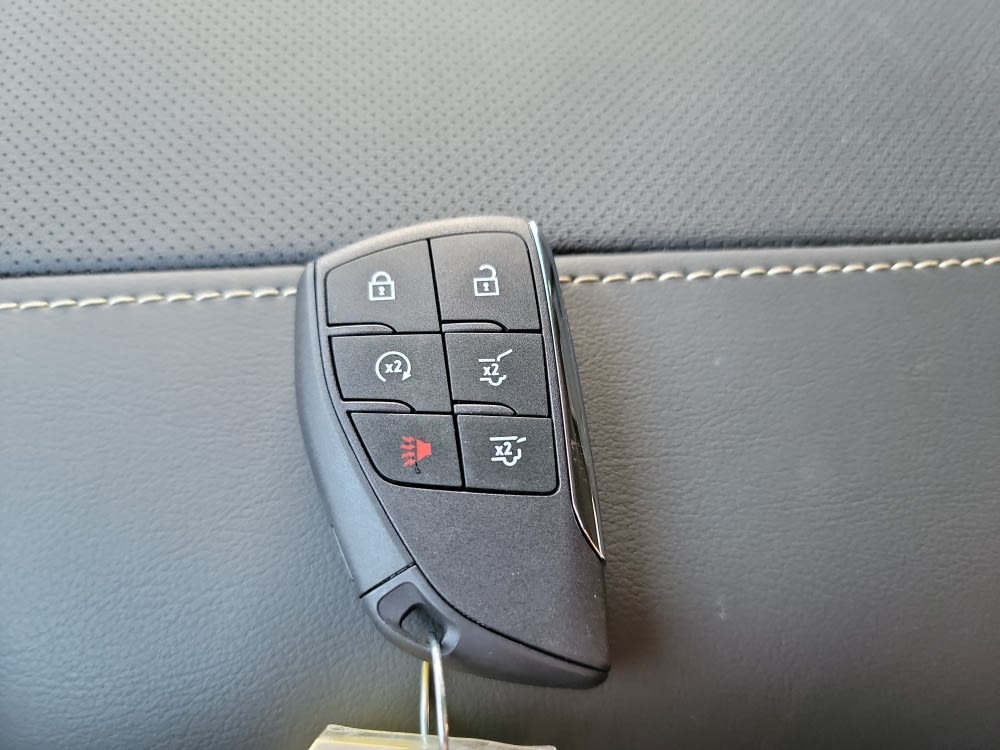 Thumbnail: 2026 Chevrolet Suburban - 15