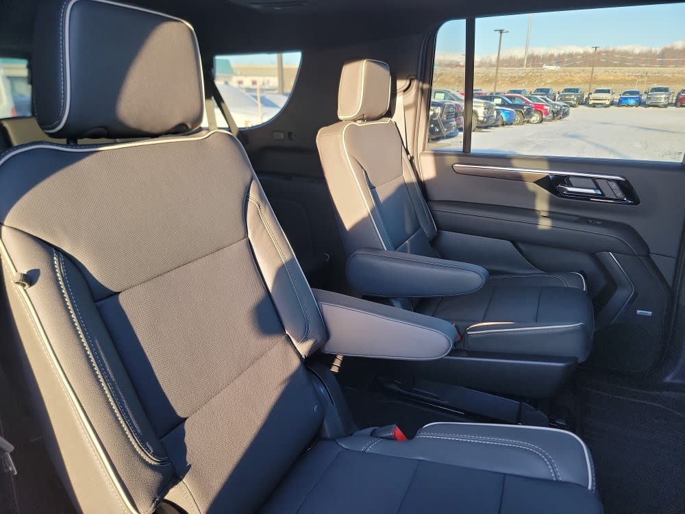 Thumbnail: 2026 Chevrolet Suburban - 24