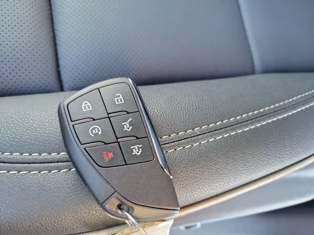 Thumbnail: 2026 Chevrolet Suburban - 25