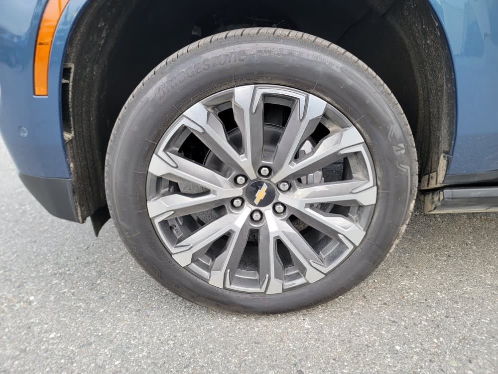 Thumbnail: 2026 Chevrolet Suburban - 7