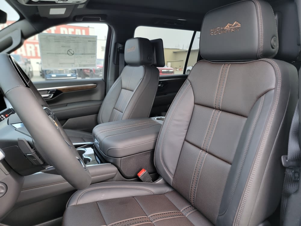 Thumbnail: 2026 Chevrolet Suburban - 9