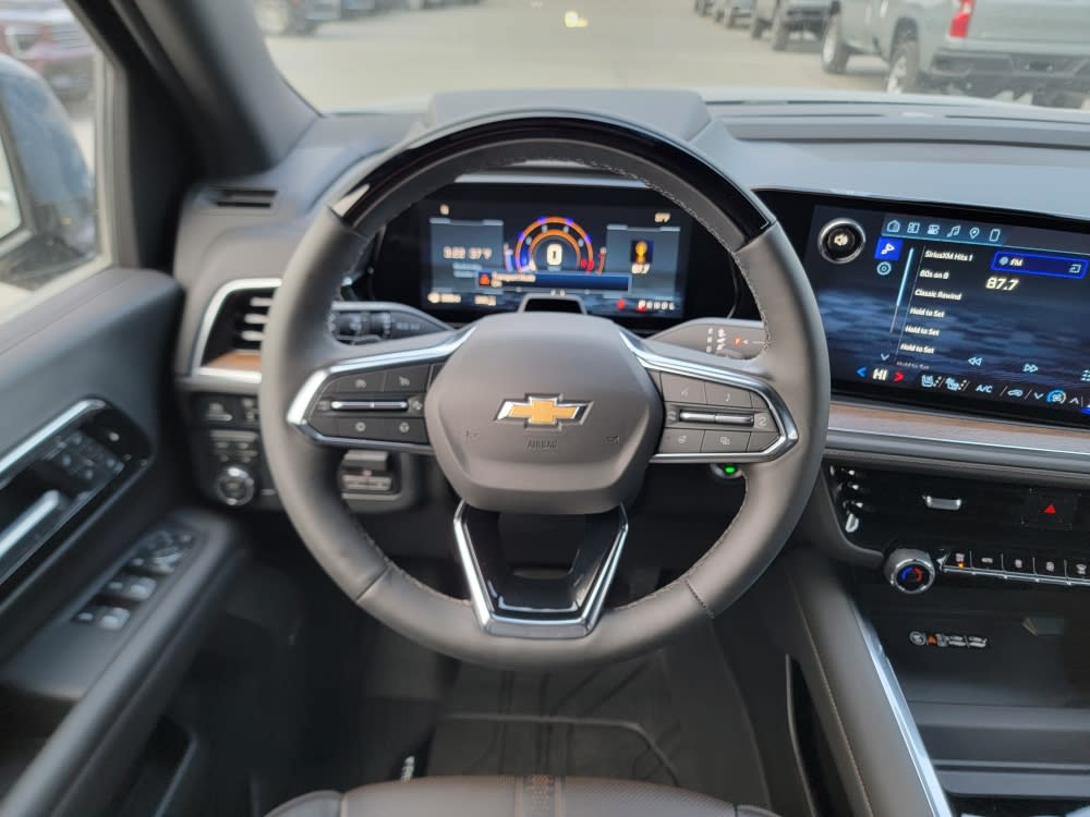 Thumbnail: 2026 Chevrolet Suburban - 2