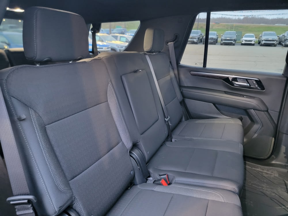 Thumbnail: 2025 Chevrolet Tahoe - 24