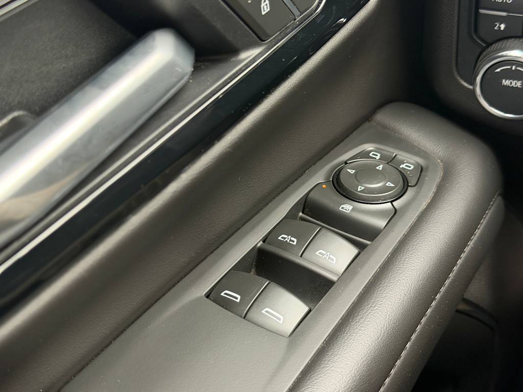 Thumbnail: 2025 Chevrolet Tahoe - 14