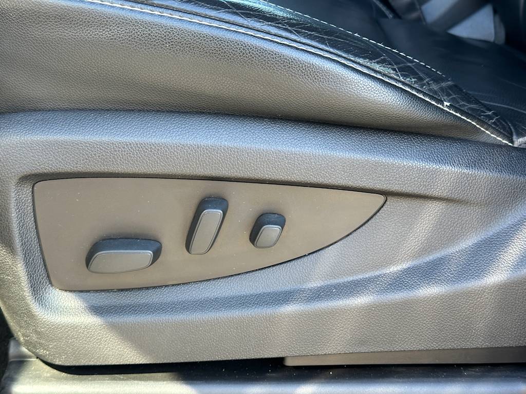 Thumbnail: 2020 Chevrolet Tahoe - 18