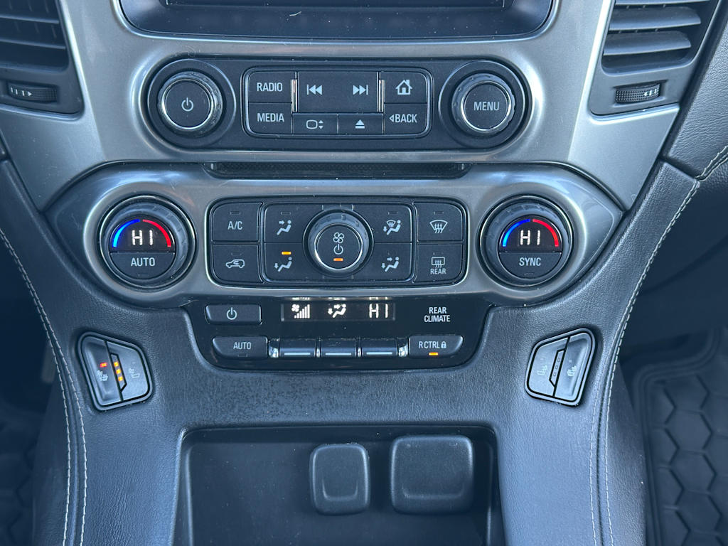 Thumbnail: 2020 Chevrolet Tahoe - 24