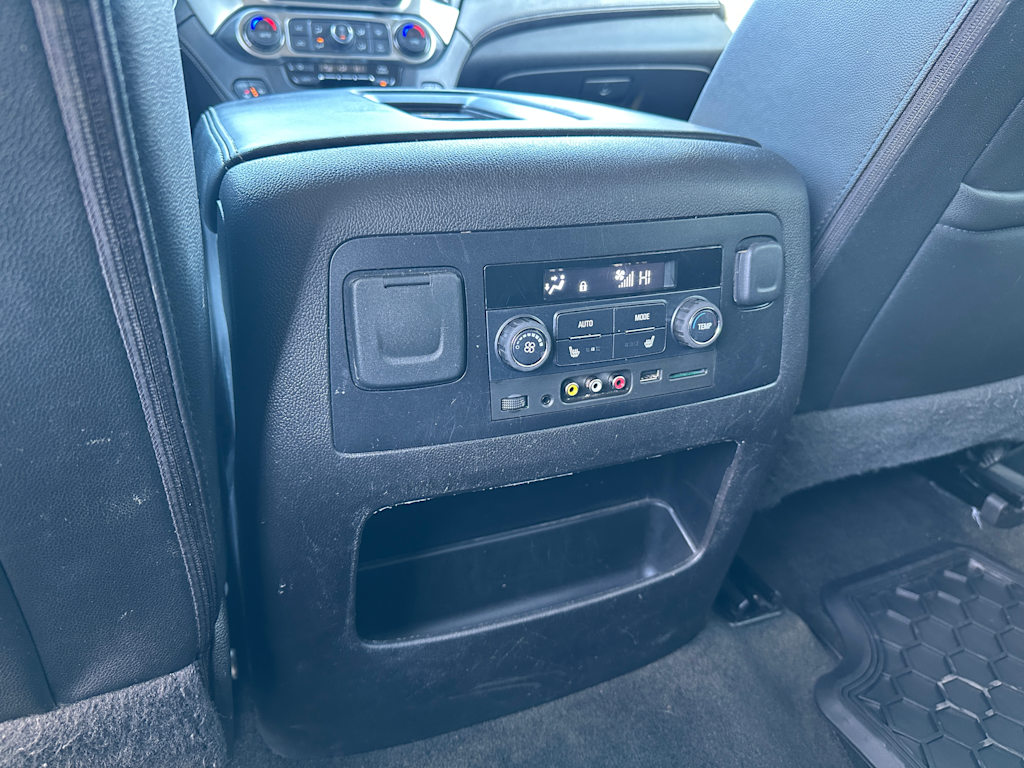 Thumbnail: 2020 Chevrolet Tahoe - 25