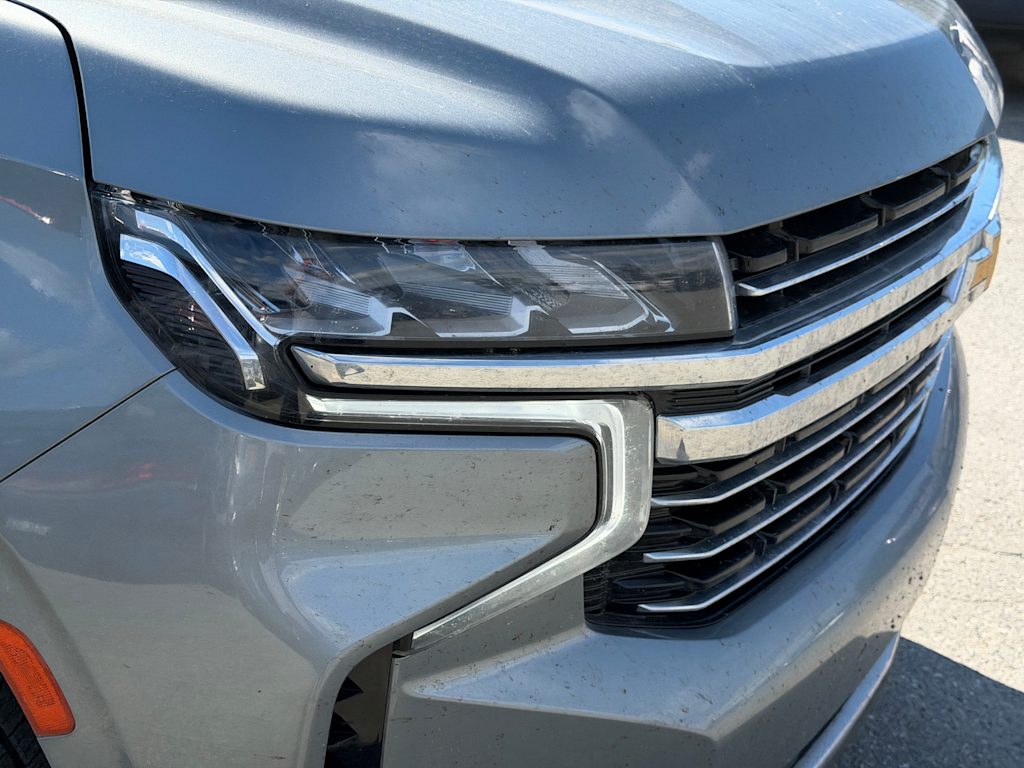 Thumbnail: 2023 Chevrolet Suburban - 17
