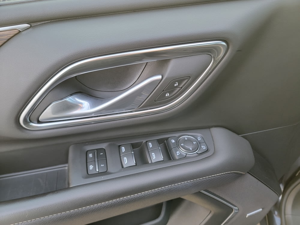 Thumbnail: 2024 Chevrolet Suburban - 21