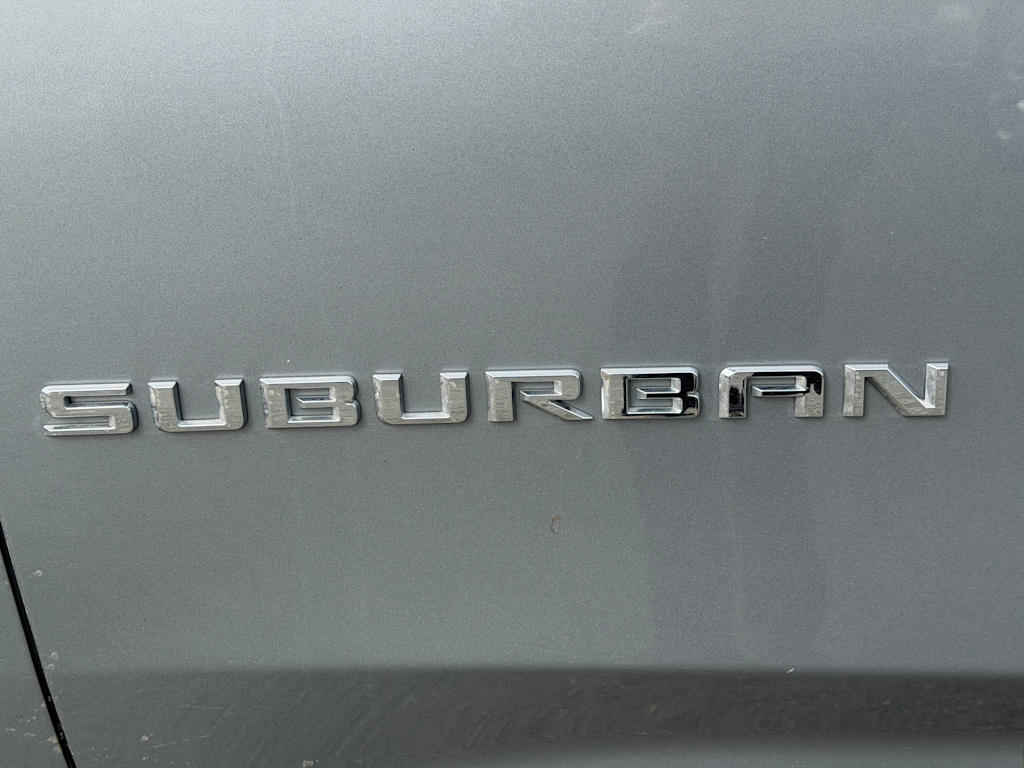 Thumbnail: 2024 Chevrolet Suburban - 6