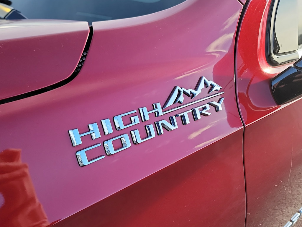 Thumbnail: 2021 Chevrolet Suburban - 7