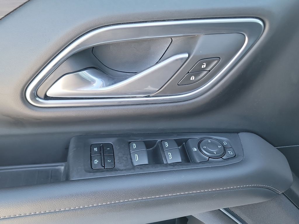 Thumbnail: 2024 Chevrolet Tahoe - 21