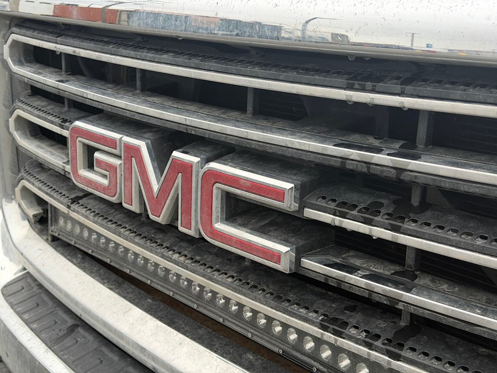 Thumbnail: 2015 GMC Sierra 2500 - 15