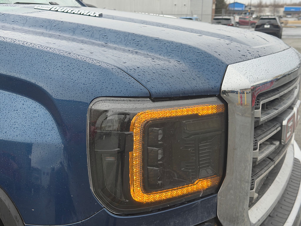 Thumbnail: 2015 GMC Sierra 2500 - 16