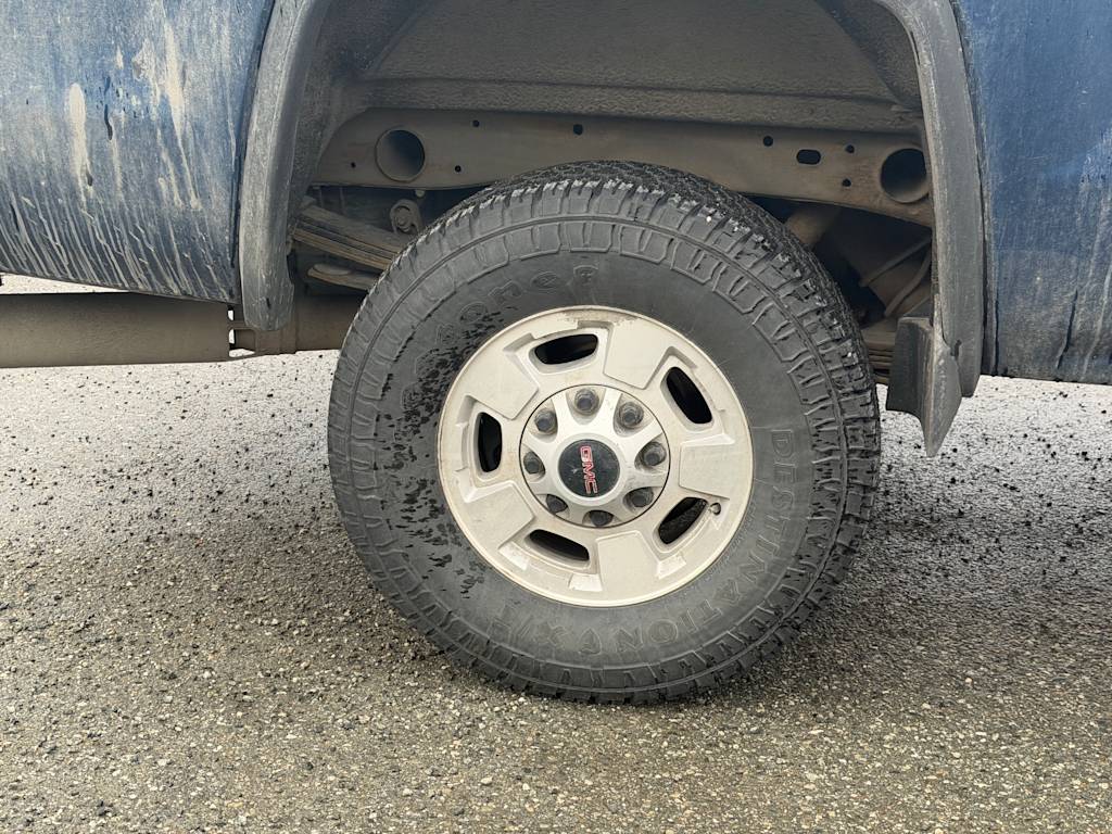 Thumbnail: 2015 GMC Sierra 2500 - 18