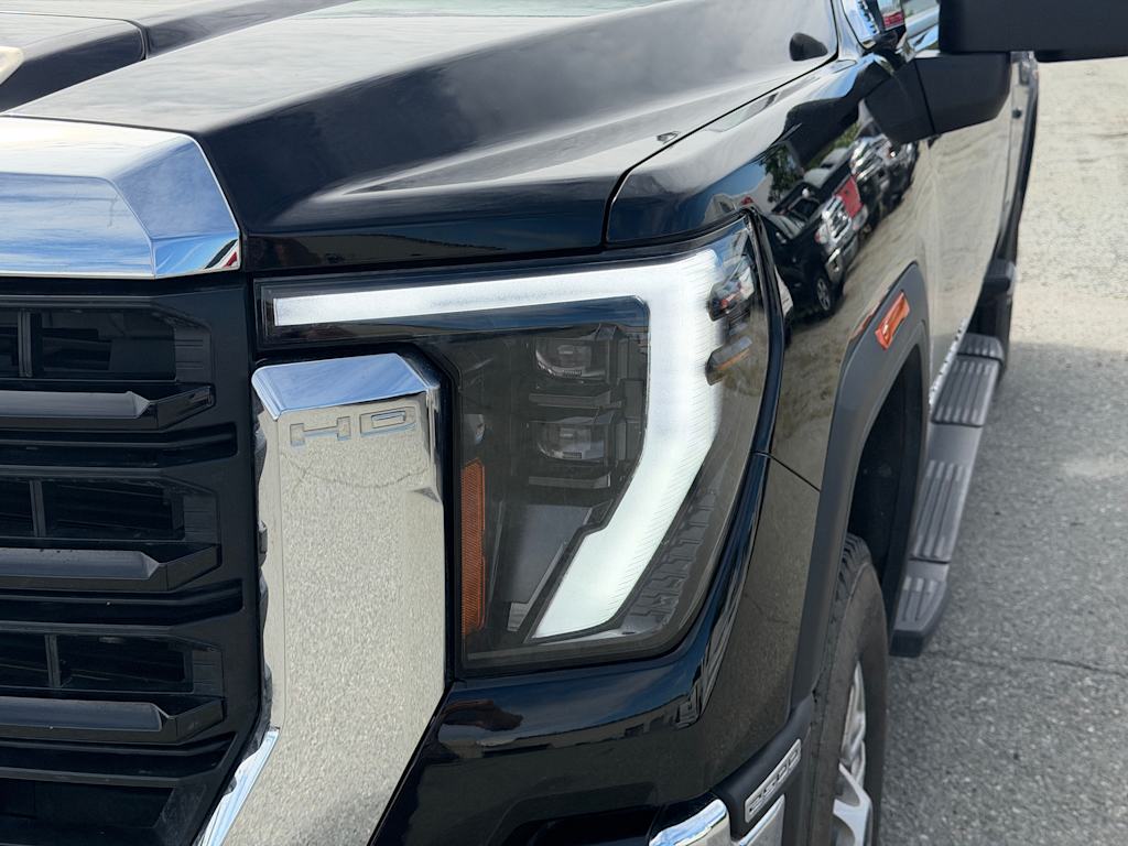 Thumbnail: 2024 GMC Sierra 2500 - 16