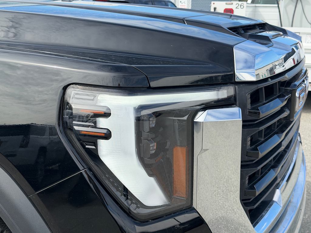 Thumbnail: 2024 GMC Sierra 2500 - 18