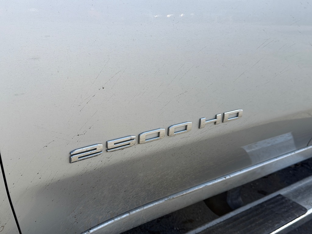 Thumbnail: 2023 GMC Sierra 2500 - 6