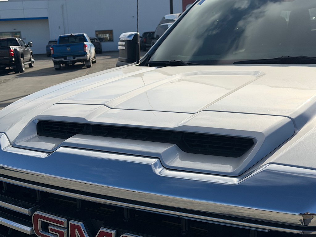 Thumbnail: 2023 GMC Sierra 2500 - 18