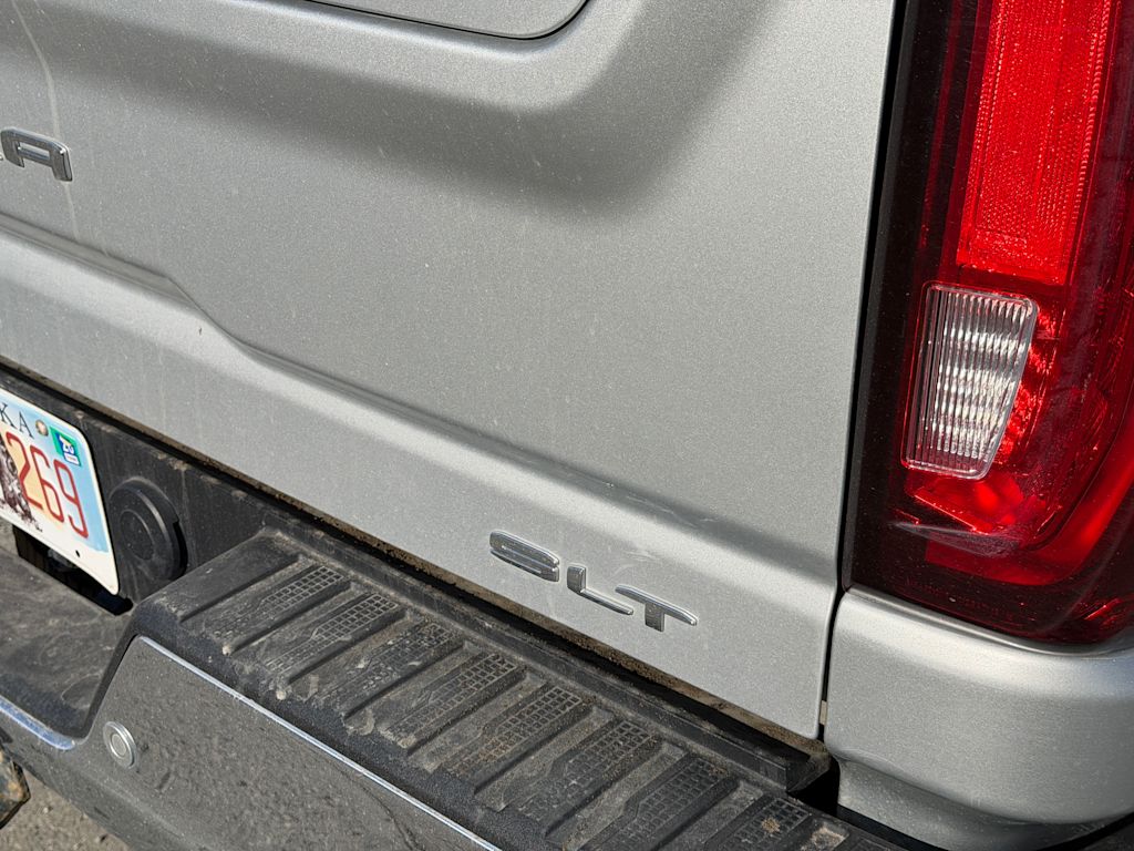 Thumbnail: 2023 GMC Sierra 2500 - 22