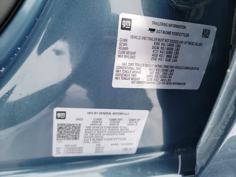 Thumbnail: 2025 GMC Sierra 3500 - 17