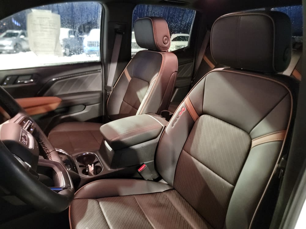 Thumbnail: 2025 GMC Canyon - 10