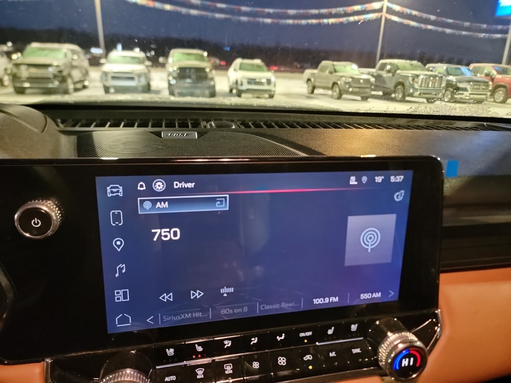 Thumbnail: 2025 GMC Canyon - 23