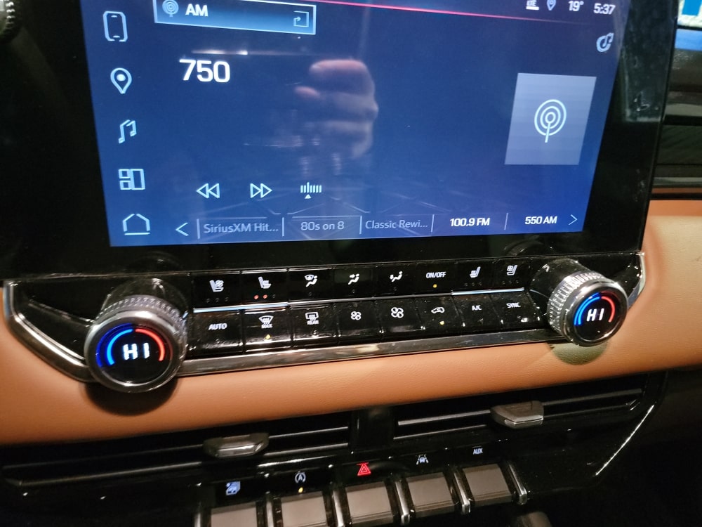 Thumbnail: 2025 GMC Canyon - 24