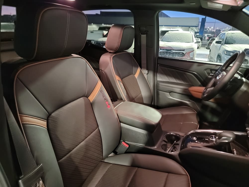 Thumbnail: 2025 GMC Canyon - 11