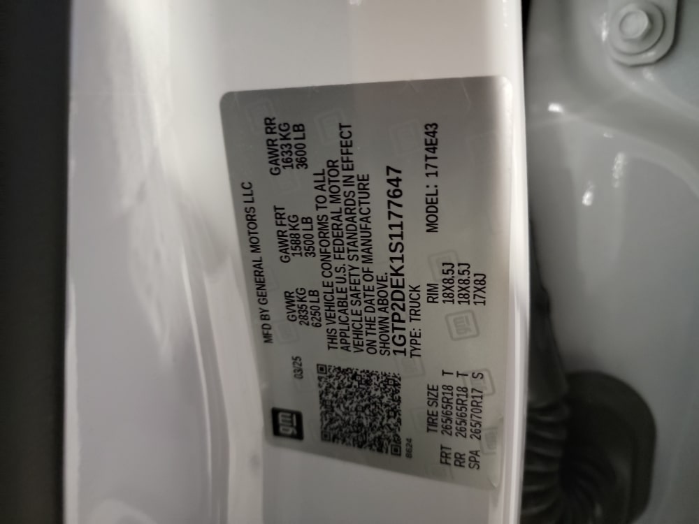 Thumbnail: 2025 GMC Canyon - 17