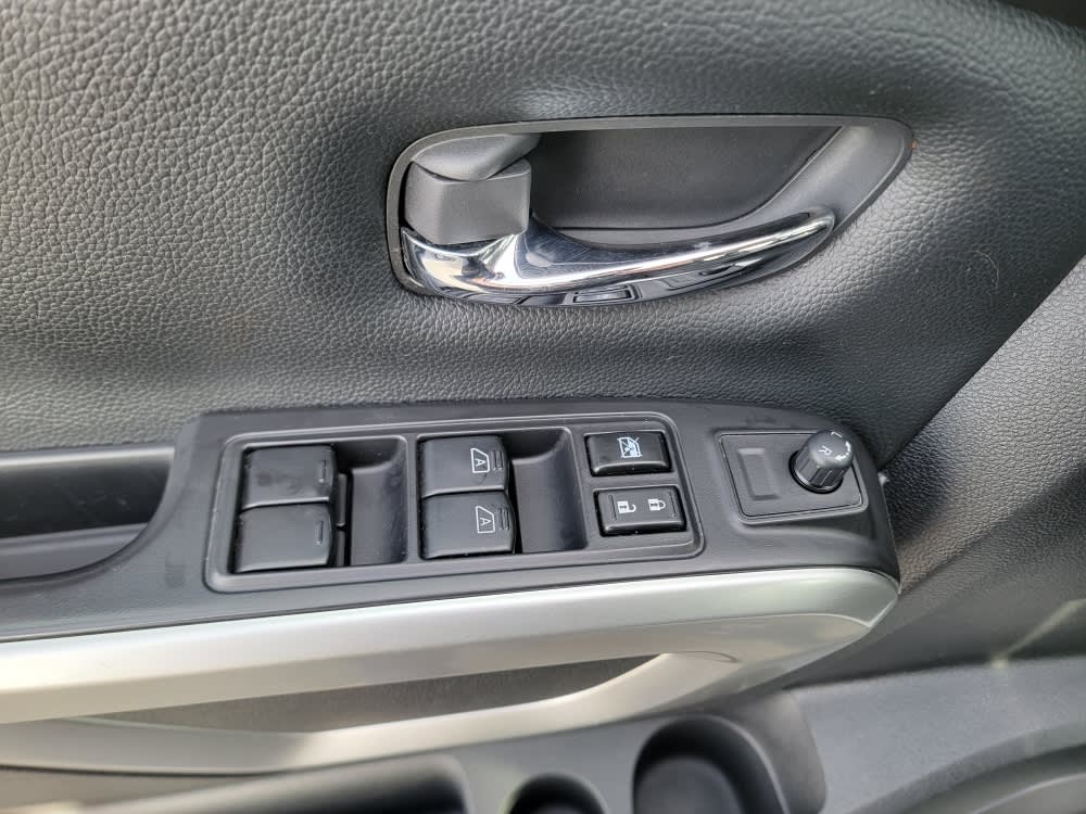 Thumbnail: 2022 Nissan Titan - 21