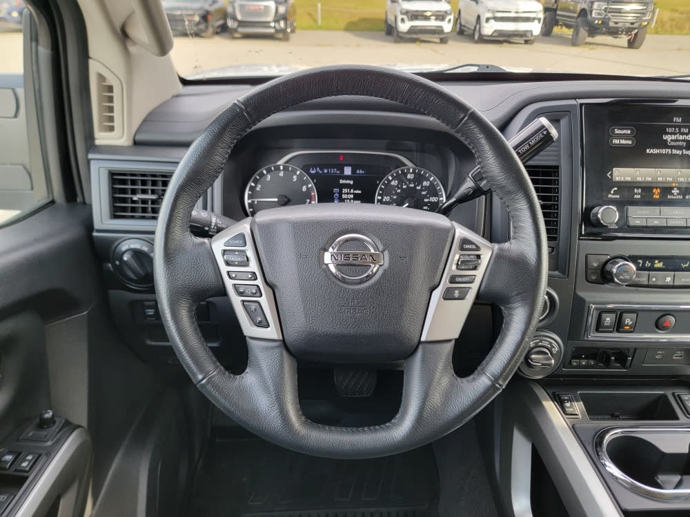 Thumbnail: 2022 Nissan Titan - 2