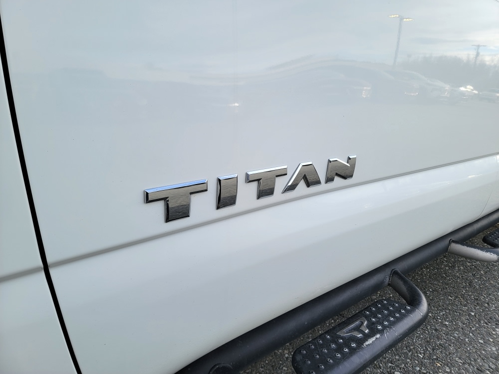 Thumbnail: 2022 Nissan Titan - 6