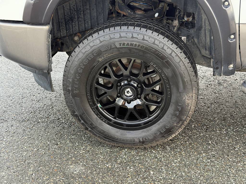 Thumbnail: 2016 Nissan Titan - 21