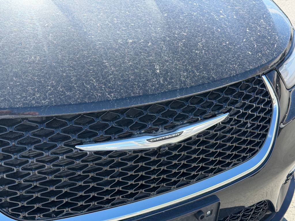 Thumbnail: 2023 Chrysler Pacifica - 15