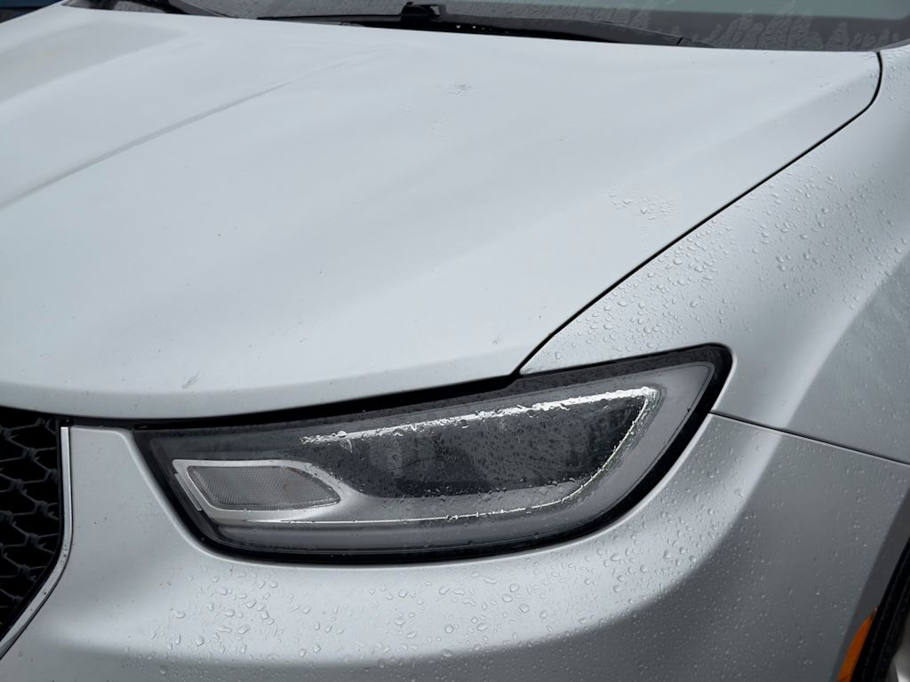 Thumbnail: 2024 Chrysler Pacifica - 15