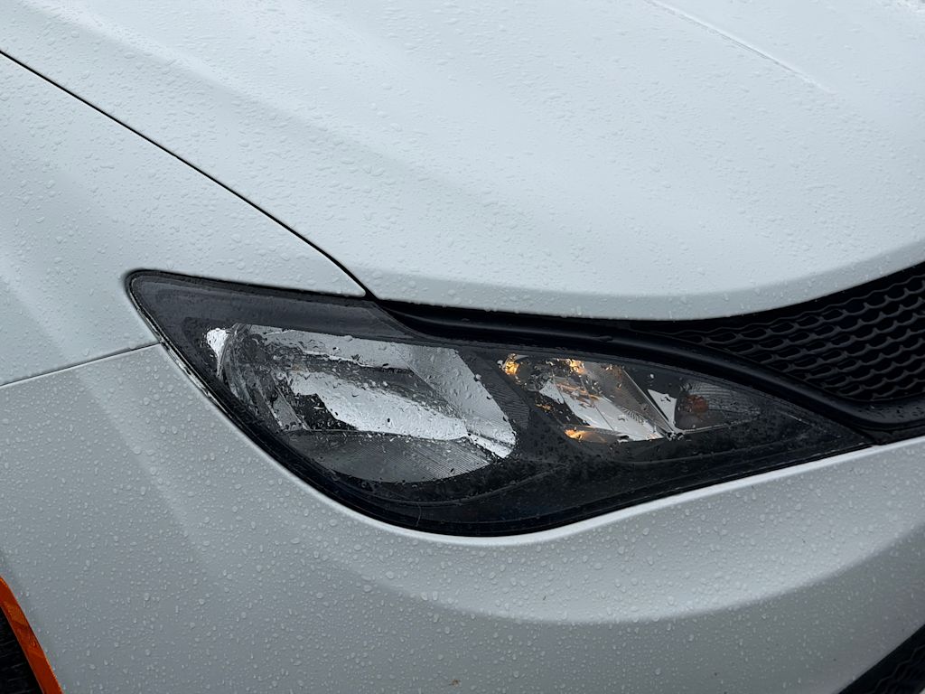 Thumbnail: 2025 Chrysler Pacifica - 17