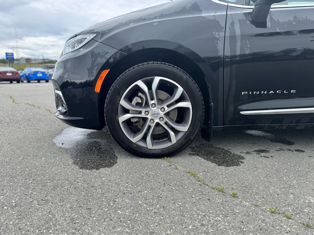 Thumbnail: 2021 Chrysler Pacifica - 6