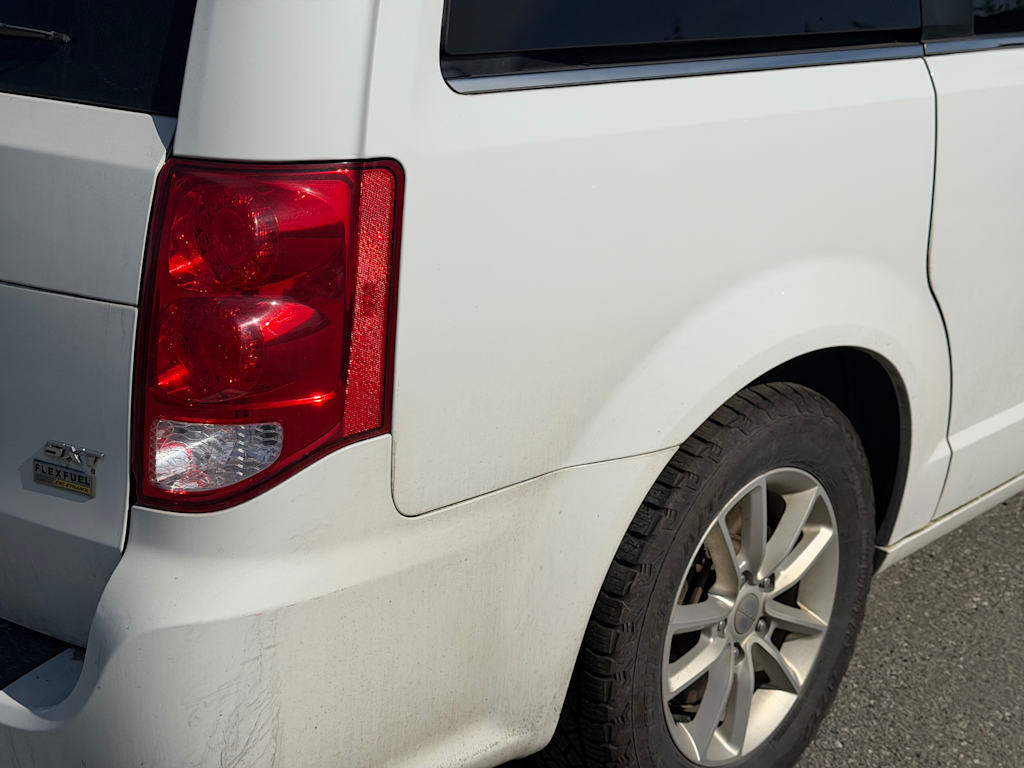 Thumbnail: 2019 Dodge Grand Caravan - 21
