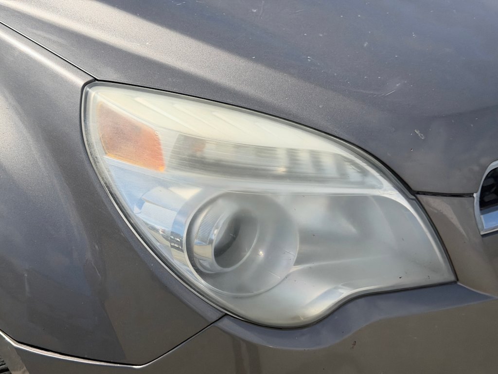 Thumbnail: 2010 Chevrolet Equinox - 17