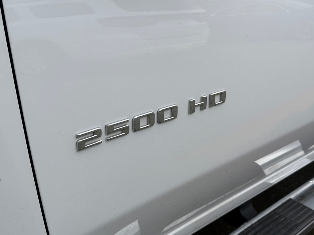 Thumbnail: 2025 Chevrolet Silverado 2500 - 6