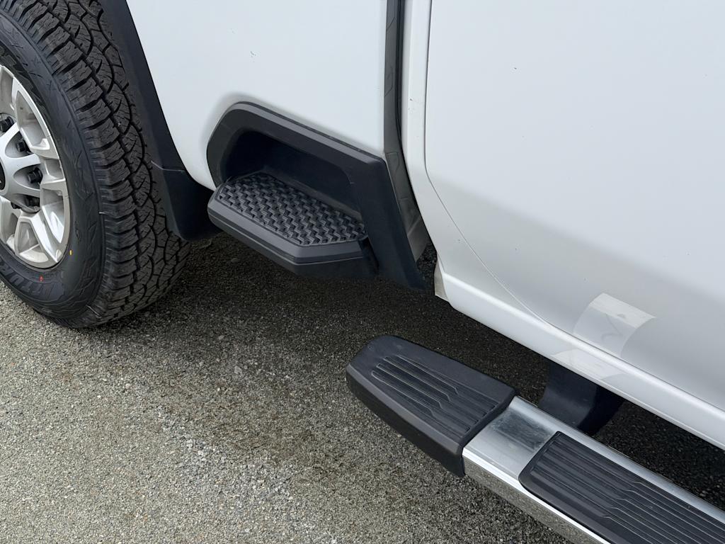Thumbnail: 2025 Chevrolet Silverado 2500 - 20