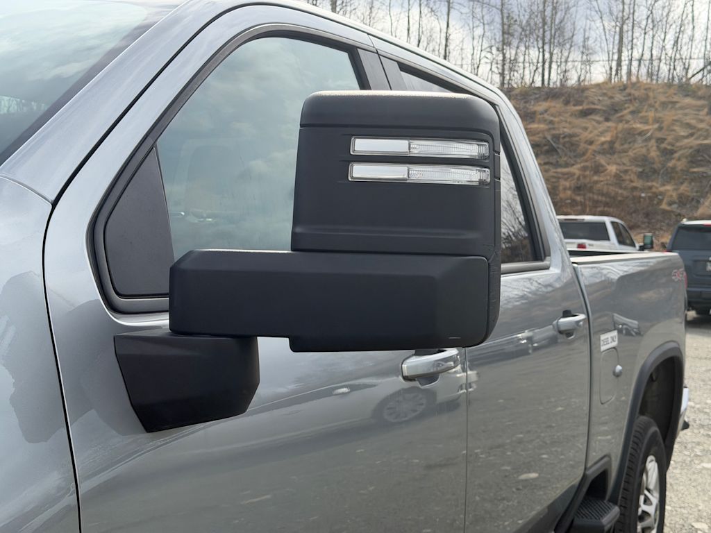 Thumbnail: 2025 Chevrolet Silverado 2500 - 13