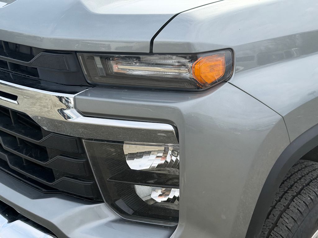 Thumbnail: 2025 Chevrolet Silverado 2500 - 14