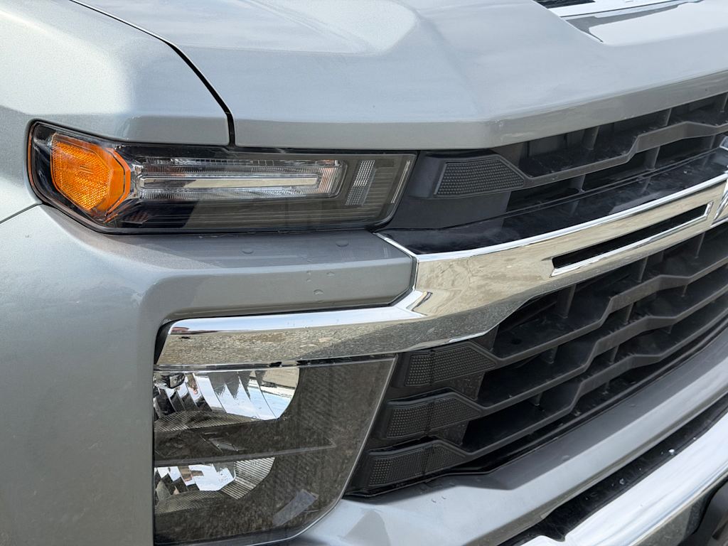 Thumbnail: 2025 Chevrolet Silverado 2500 - 17