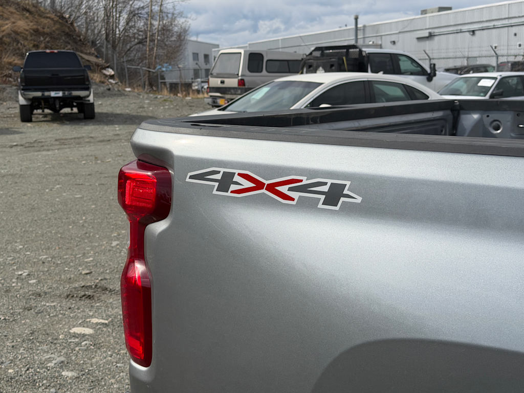 Thumbnail: 2025 Chevrolet Silverado 2500 - 22