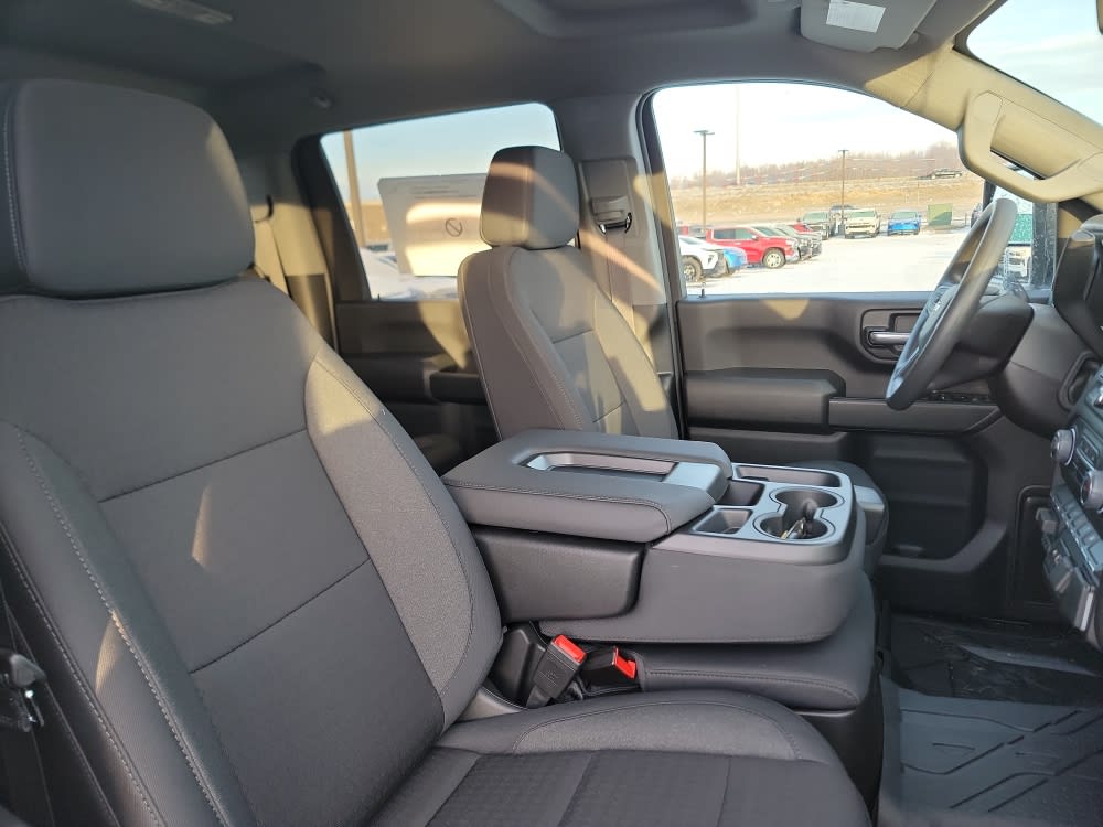 Thumbnail: 2026 Chevrolet Silverado 2500 - 11