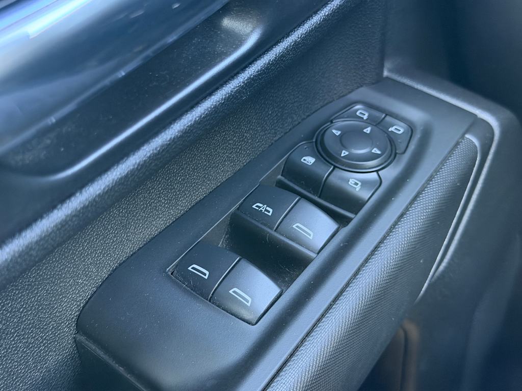 Thumbnail: 2025 Chevrolet Silverado 2500 - 13